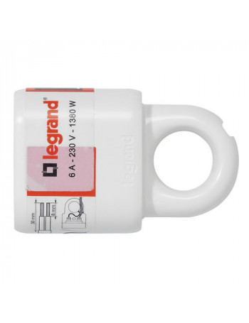 NeÅ¡iojamas kiÅ¡tukinis lizdas Legrand 050166 (baltas, be Ä¯Å¾eminimo, 6A)