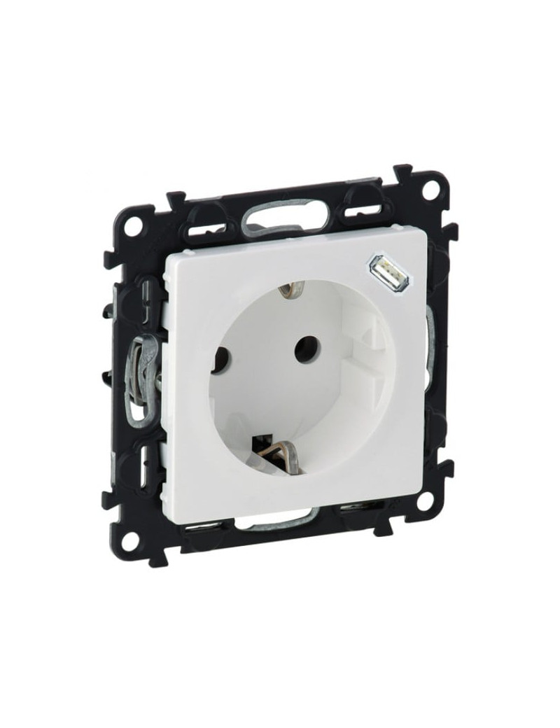 KiÅ¡tukinis lizdas su USB-C Ä¯krovimo lizdu Valena Life Legrand 753135