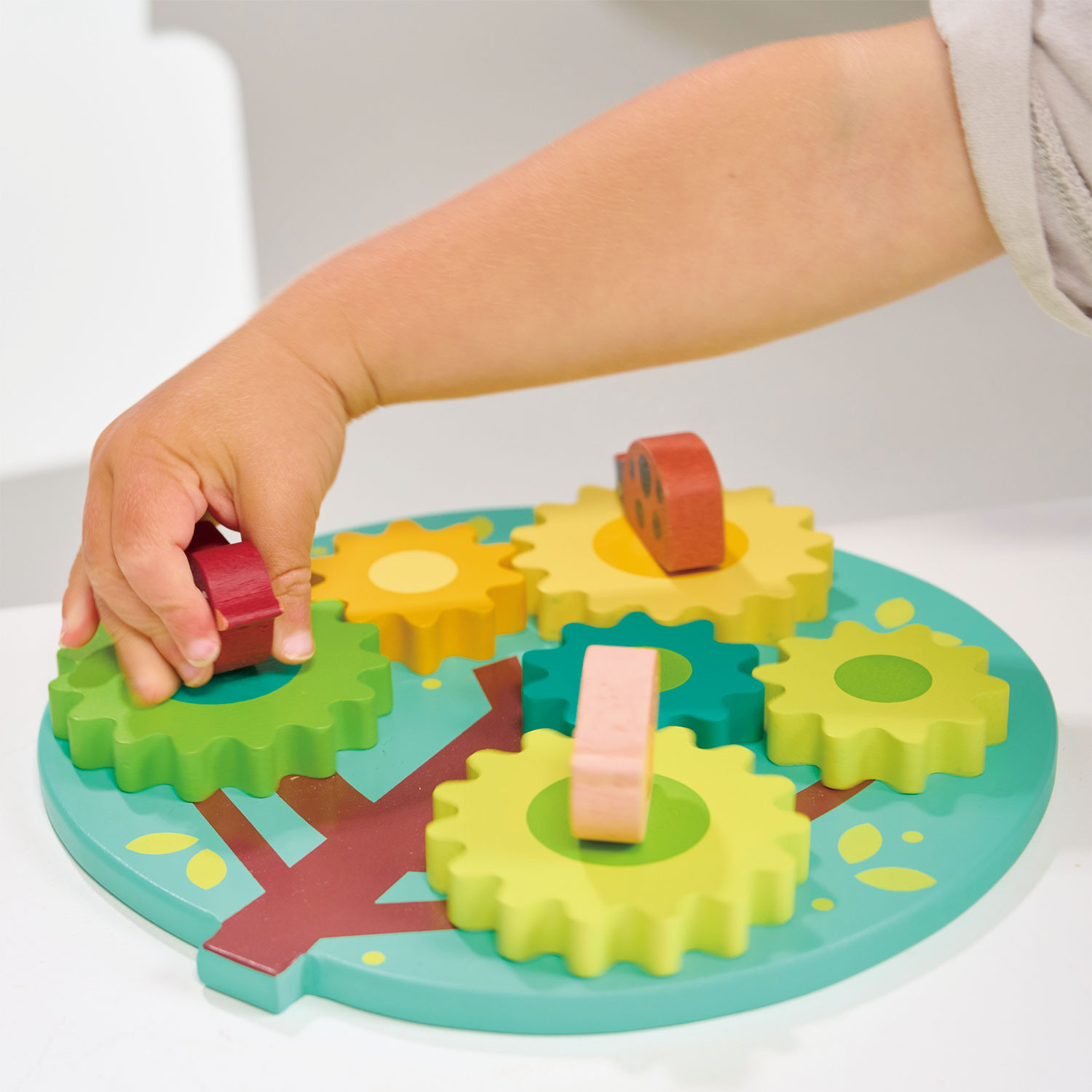 Mentari Krumpliaračių žaidimas Gamta