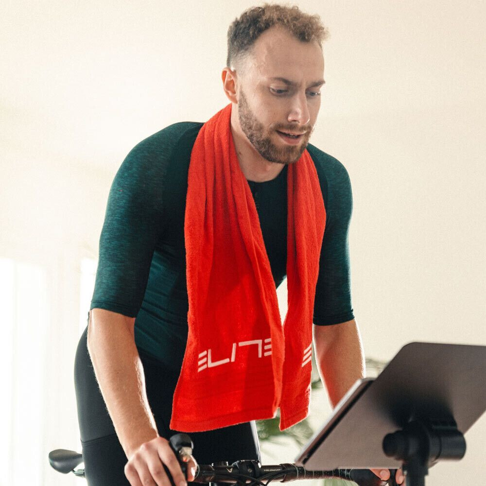 Elite Zugaman Raudonas treniruočių rankšluostis