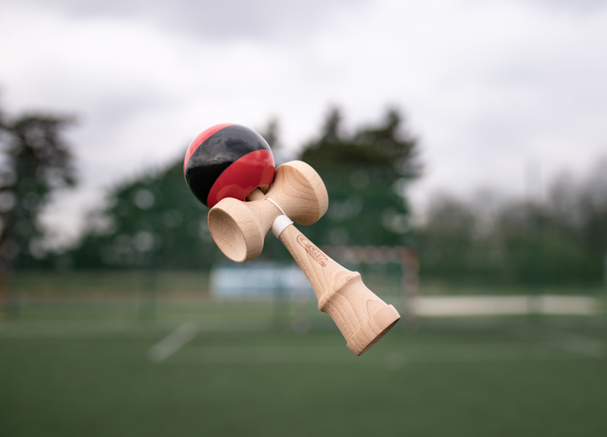 Kendama žaislas medinis/raudonas