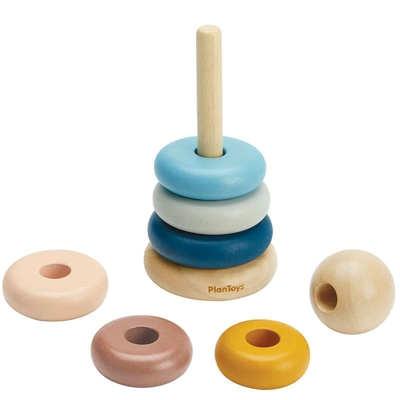 Medinis žaislas piramidė – rūšiuoklis PlanToys sodo spalvos PT5474