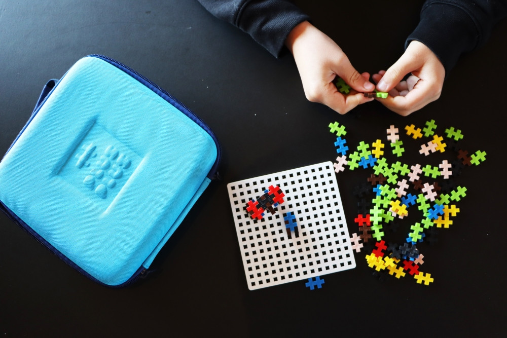 Plus Plus konstruktorius Kelioninis lagaminas