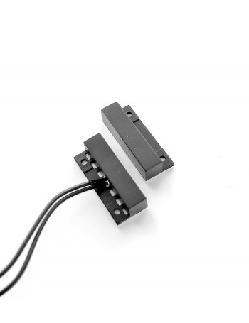 LipnÅ«s magnetiniai kontaktai (laidai per vidurÄ¯, juodi)