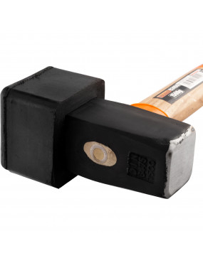 Kūjis medine rankena 1500 g